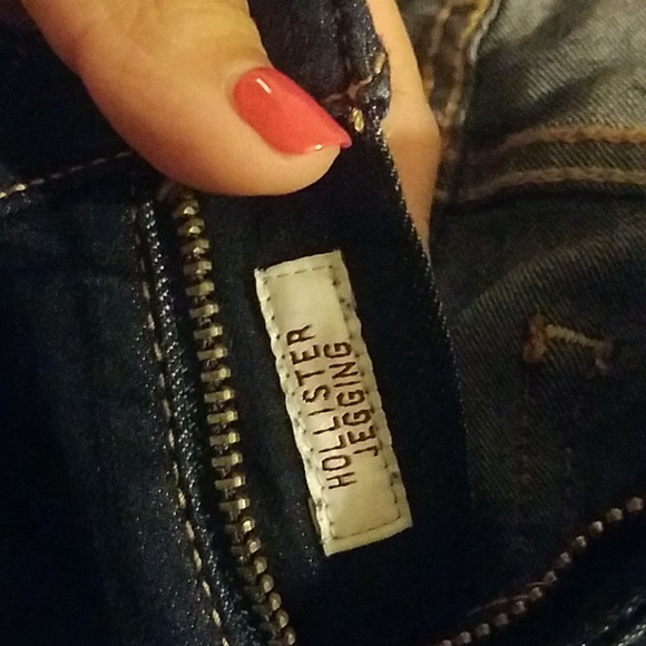 Hollister Jeans - Picture 6 of 7